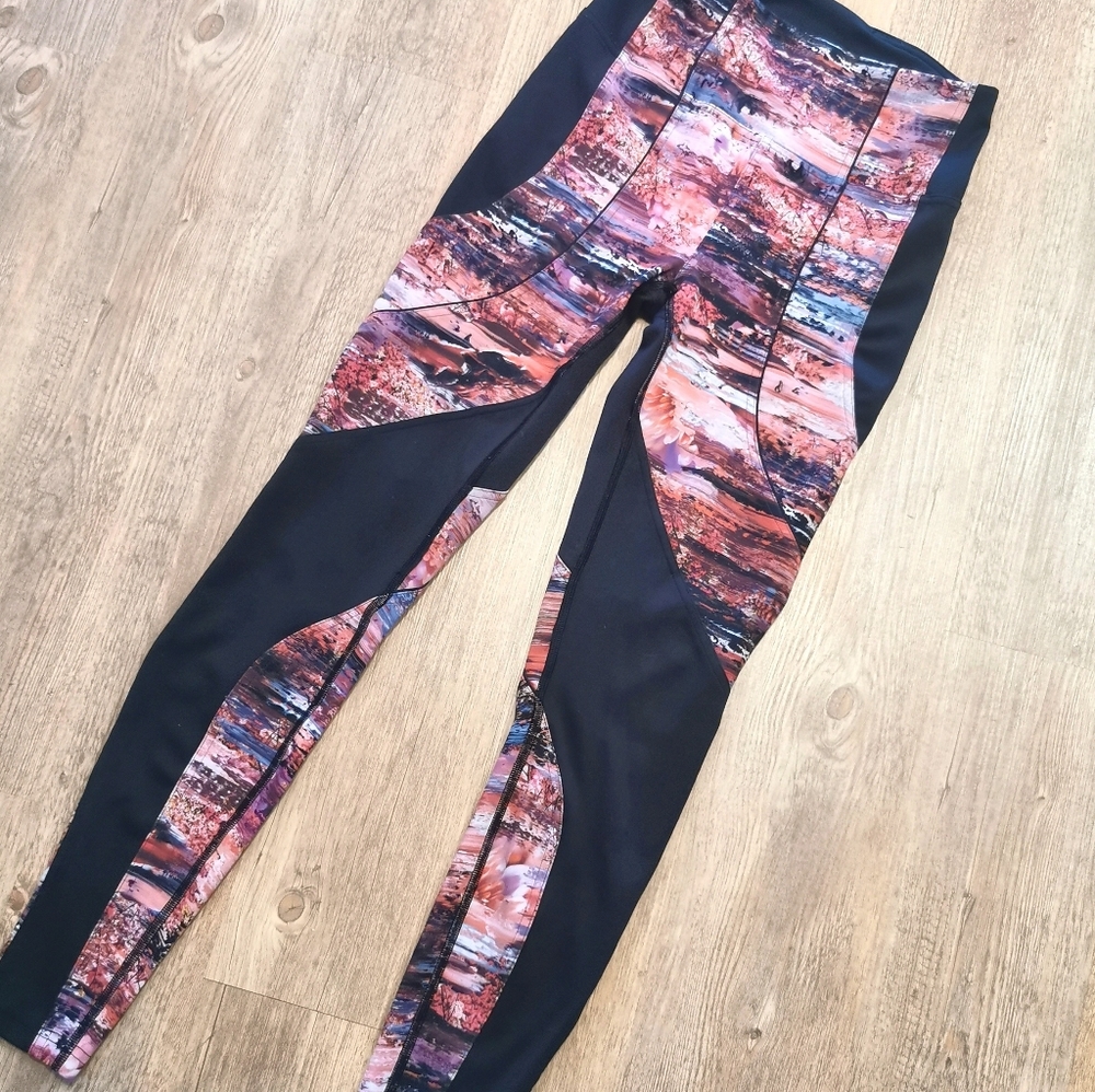 Lululemon Sweat & Repeat tight